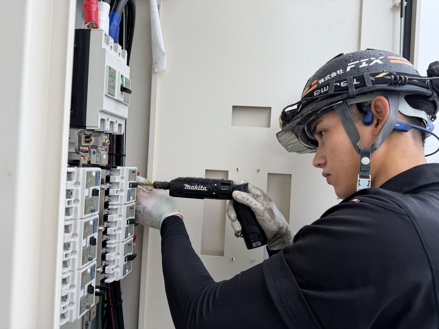 電気工事業